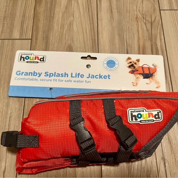 Life Jacket - Picture 1 of 4